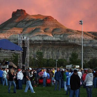 Flaming Gorge Days is an annual two-day festival featuring a parade, 比赛和现场娱乐.